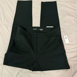 ✨ Old Navy Pixie Skinny Ankle Pants – Dark Green - Size 6 NWT